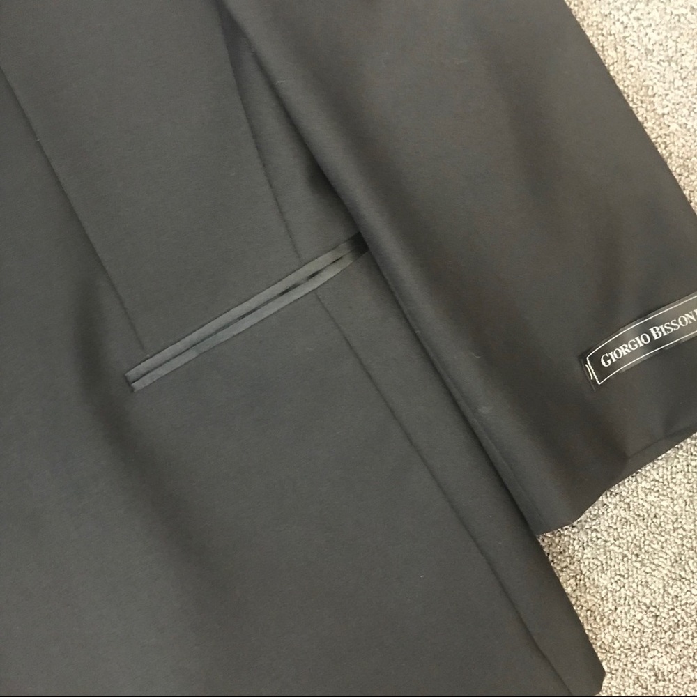 Nwt 2 Button Notch Tuxedo Jacket - image 3